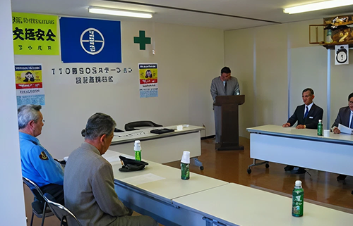 「１１０番ＳＯＳステーション」協定書調印式の様子画像1