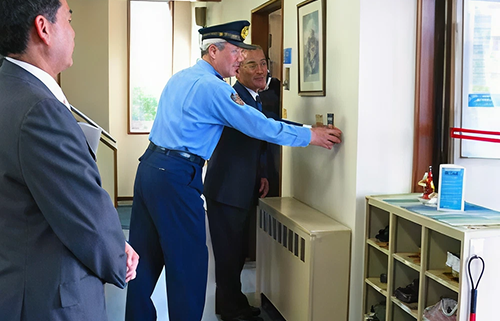 「１１０番ＳＯＳステーション」協定書調印式の様子画像5