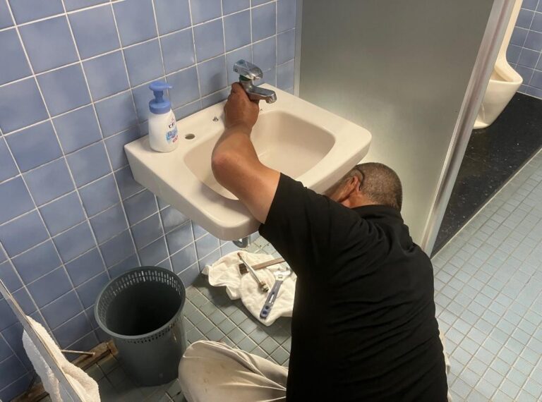 全国水道週間に伴う給排水設備点検及び修繕